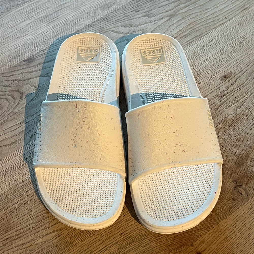 Reef Slides Men’s size 9